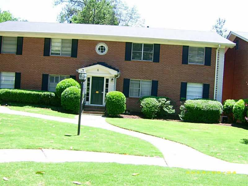 2 bedroom, 990 sq ft condominium sold at 3535 Roswell Road G4, Atlanta, GA 30305