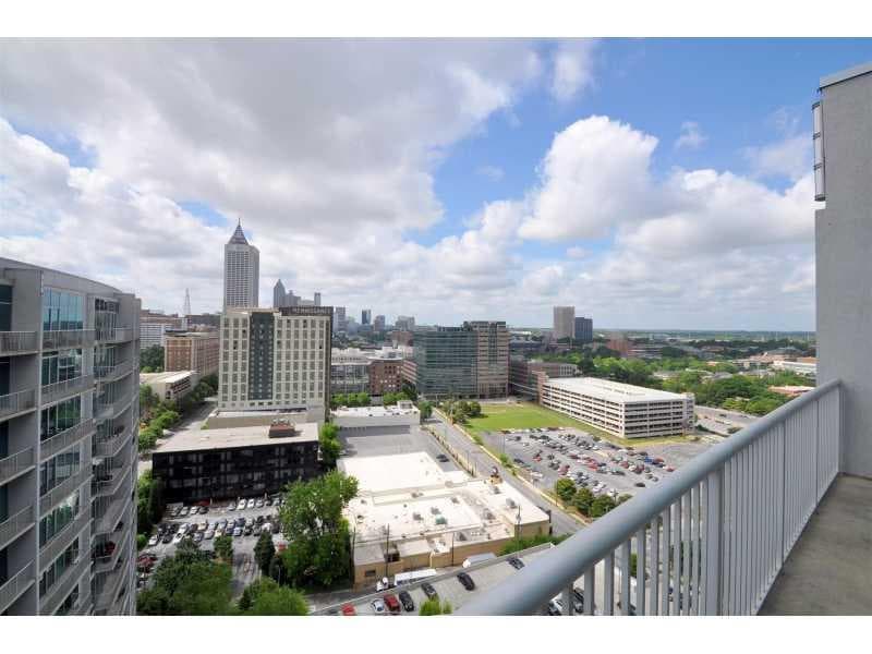 2 bedroom, 1,260 sq ft condominium sold at 44 Peachtree Place 2032, Atlanta, GA 30309