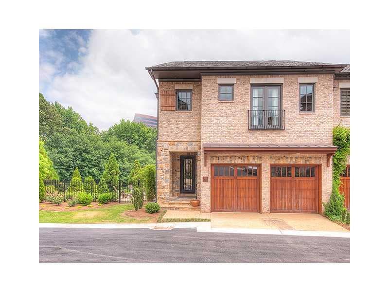 3 bedroom, 3,130 sq ft townhouse sold at 2858 Paces Lookout Lane 4, Atlanta, GA 30339