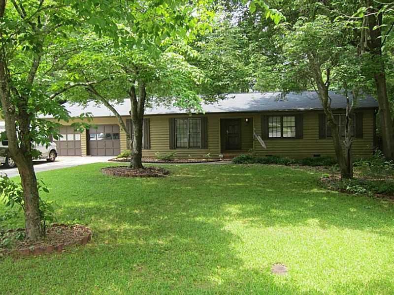 628 HEARTHSTONE Lane, Marietta, GA 30067 — most recent listing photo