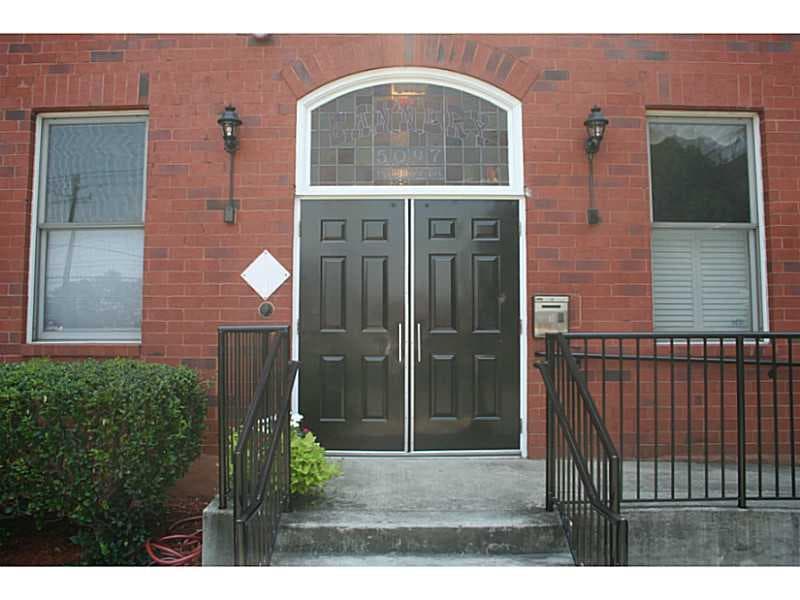 2 bedroom, 1,260 sq ft condominium sold at 5097 Peachtree Road J, Chamblee, GA 30341