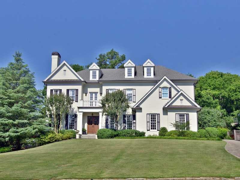 5 bedroom, 5,774 sq ft single family residence sold at 290 Robin Hood Road, Atlanta, GA 30309
