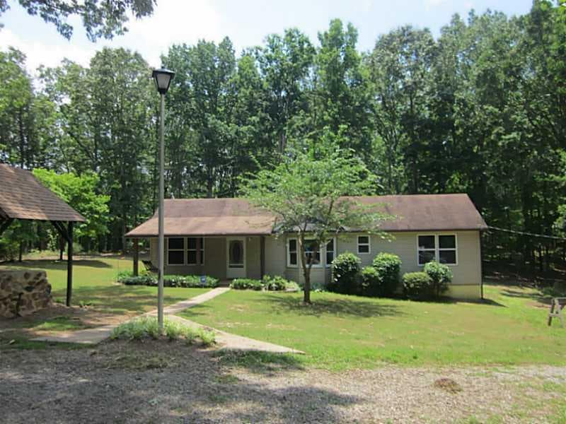 3 bedroom single family residence sold at 961 Upper Sweetwater Trail, White, GA 30184