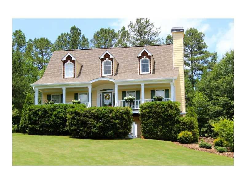 4 bedroom, 2,380 sq ft single family residence sold at 127 Holly Place, Canton, GA 30115