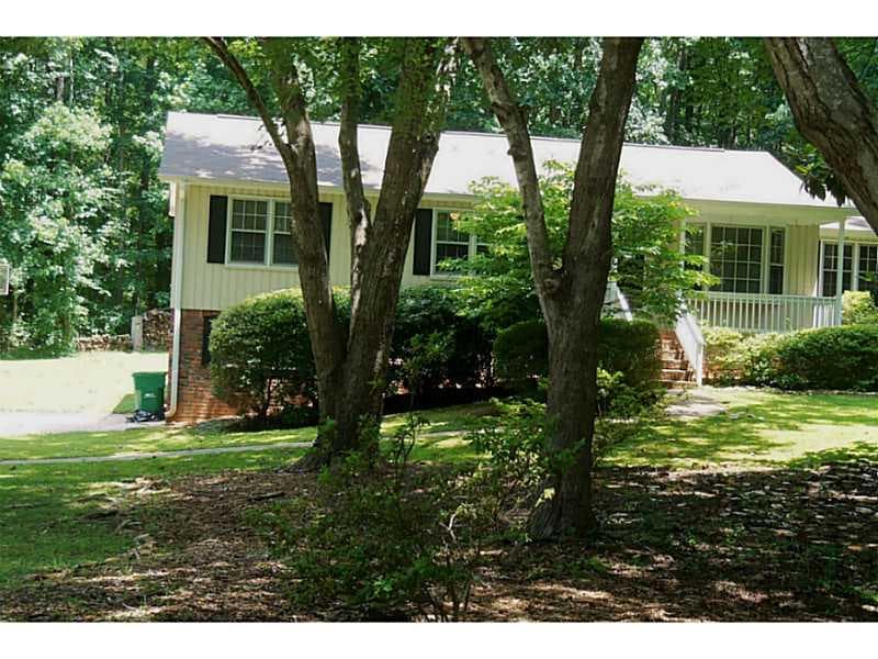 2600 Sandy Court, Marietta, GA 30066 — most recent listing photo