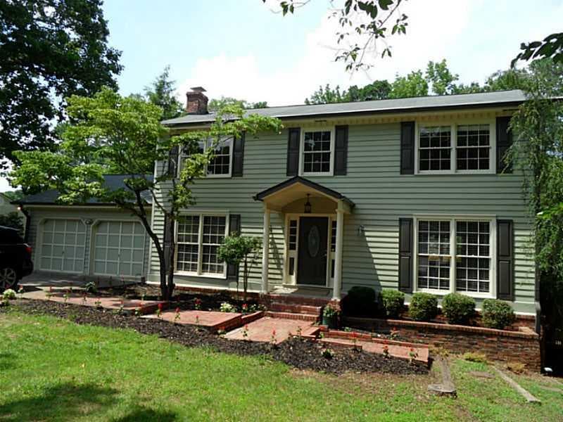 5 bedroom, 3,320 sq ft single family residence sold at 2941 Cheshire Drive, Marietta, GA 30062
