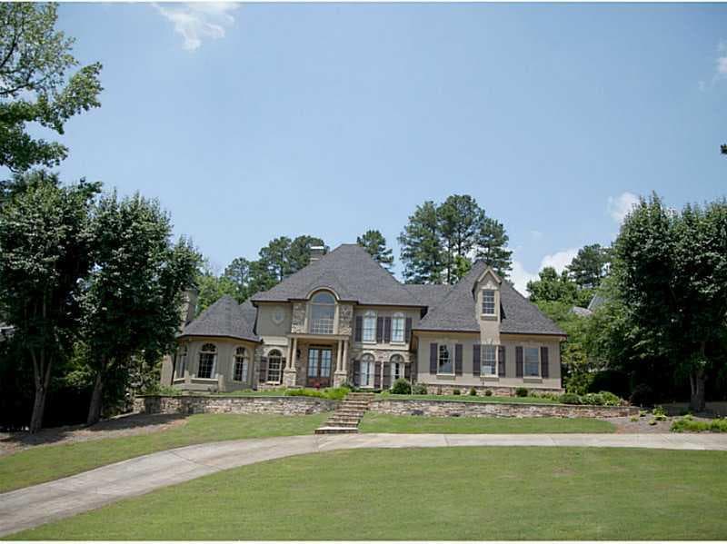 5 bedroom, 7,137 sq ft single family residence sold at 3158 St Ives Country Club Parkway, Johns Creek, GA 30097