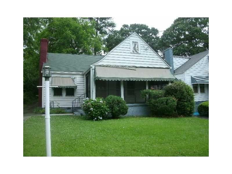2 bedroom, 1,114 sq ft single family residence sold at 1479 Westview Drive, Atlanta, GA 30310