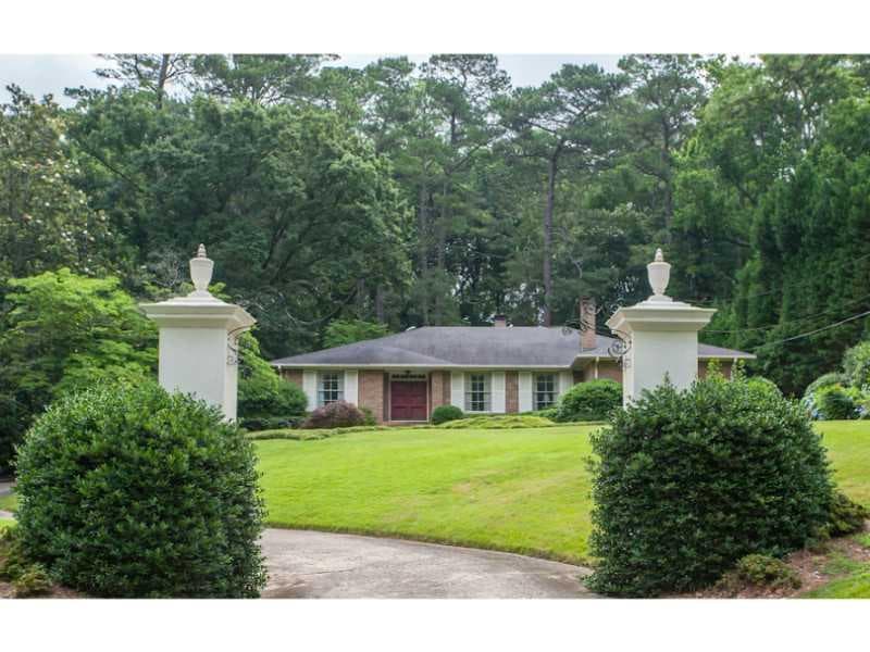 3 bedroom, 3,357 sq ft single family residence sold at 3659 Northside Drive, Atlanta, GA 30305