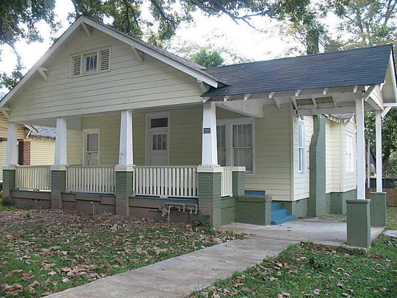 3 bedroom single family residence sold at 795 Joseph E Lowery Boulevard, Atlanta, GA 30310