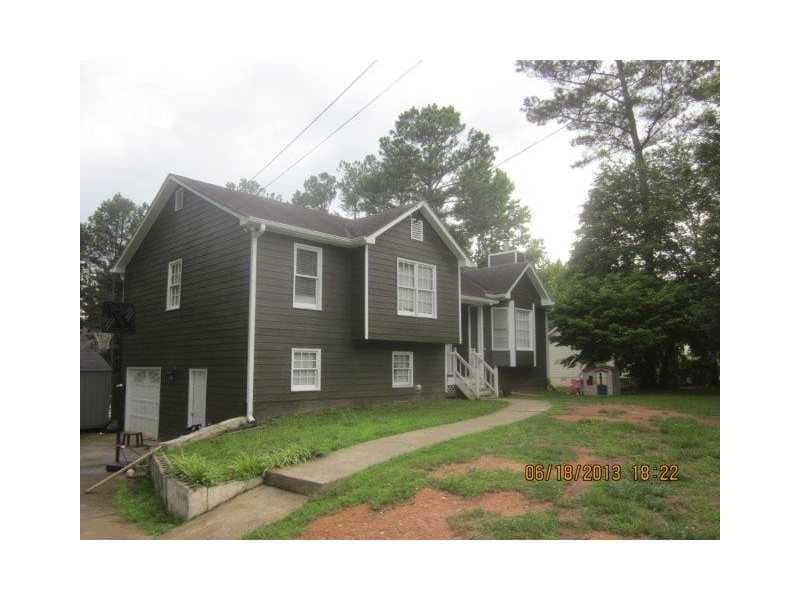 472 Nottingham Drive, Douglasville, GA 30134 — most recent listing photo