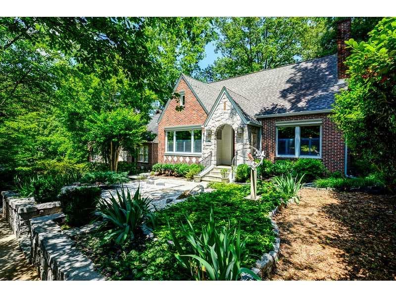 4 bedroom, 4,134 sq ft single family residence sold at 1022 Reeder Circle, Atlanta, GA 30306