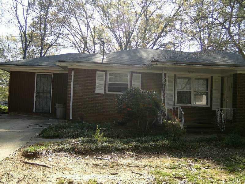 3 bedroom single family residence sold at 2210 Whites Mill Road, Decatur, GA 30032