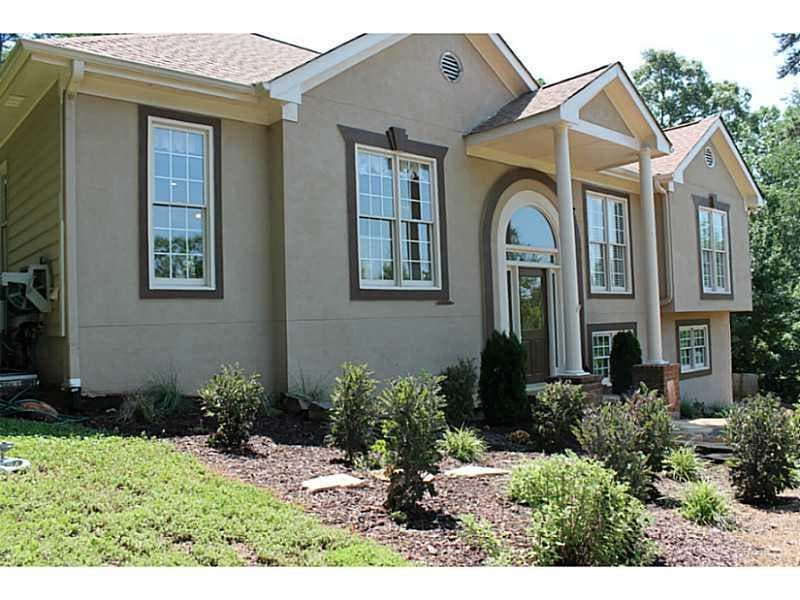 4 bedroom single family residence sold at 5840 Cherokee Trace, Cumming, GA 30041
