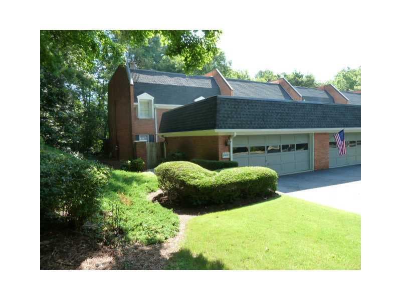 3 bedroom, 2,700 sq ft townhouse sold at 1489 Ashford Place 1489, Atlanta, GA 30319