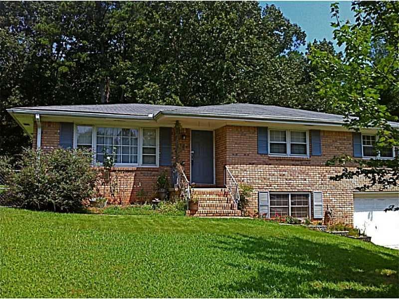 3 bedroom, 1,366 sq ft single family residence sold at 239 Diane Drive, Smyrna, GA 30082