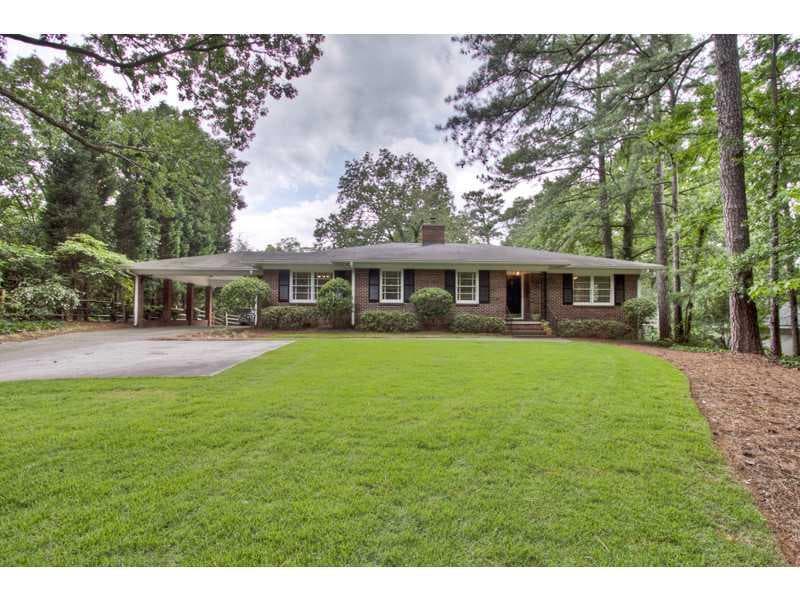4484 Peachtree Dunwoody Road, Atlanta, GA 30342 — most recent listing photo