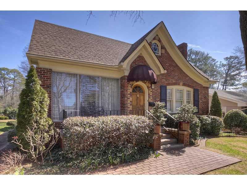 3 bedroom single family residence sold at 4 Exeter Road, Avondale Estates, GA 30002