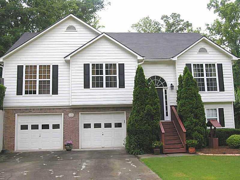 4 bedroom, 2,375 sq ft single family residence sold at 5070 Puritan Drive, Sugar Hill, GA 30518