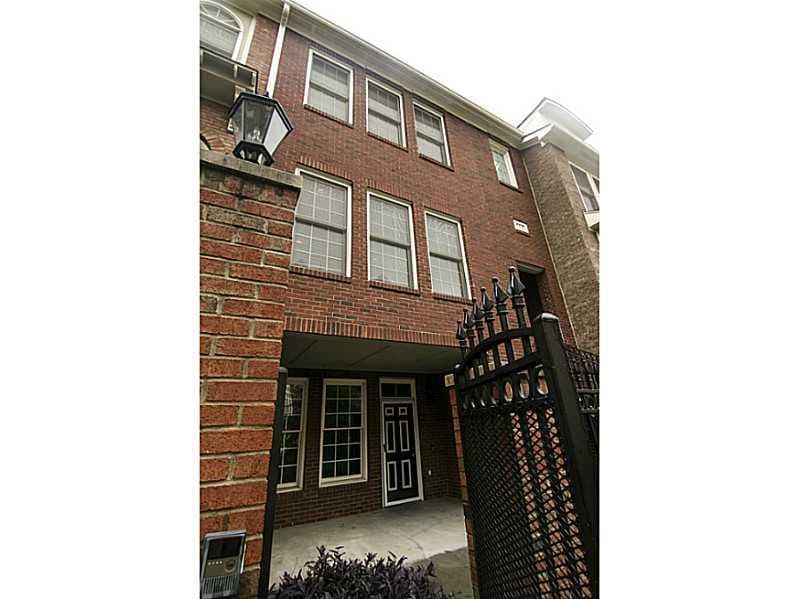 4 bedroom, 2,266 sq ft condominium sold at 554 Centennial Olympic Park Drive 554, Atlanta, GA 30313