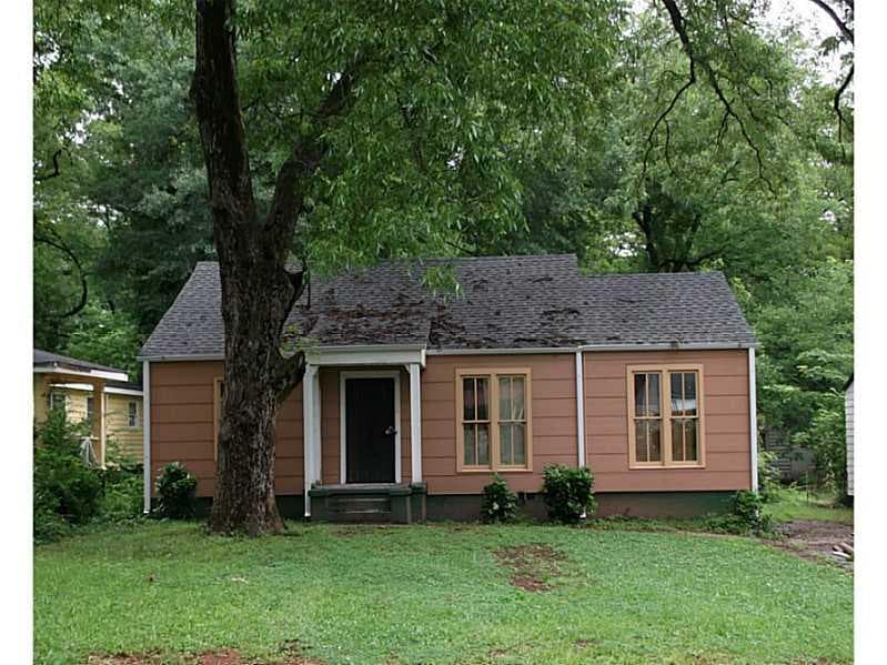 4 bedroom, 941 sq ft single family residence sold at 1222 Lorenzo Drive, Atlanta, GA 30310