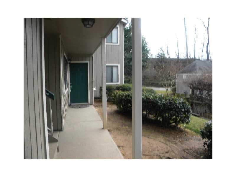 2 bedroom condominium sold at 6407 Woodmont Boulevard 6407, Norcross, GA 30092