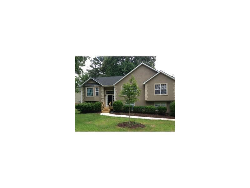 2400 Sandfall Court, Atlanta, GA 30331 — most recent listing photo