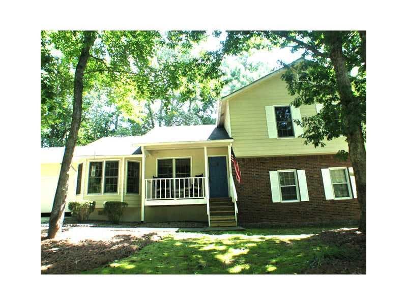 5 bedroom single family residence sold at 2501 Whitebluff Way, Buford, GA 30519