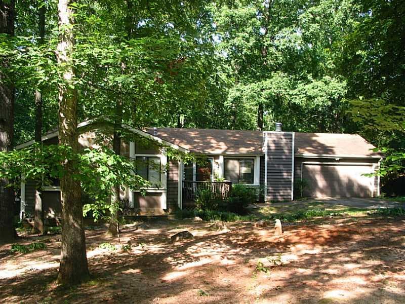 6725 KNOLLWOOD Circle, Douglasville, GA 30135 — most recent listing photo