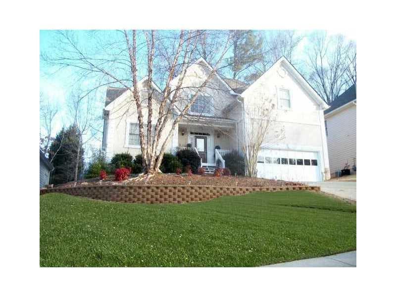 4 bedroom, 2,600 sq ft single family residence sold at 4994 Niagara Drive, Acworth, GA 30102