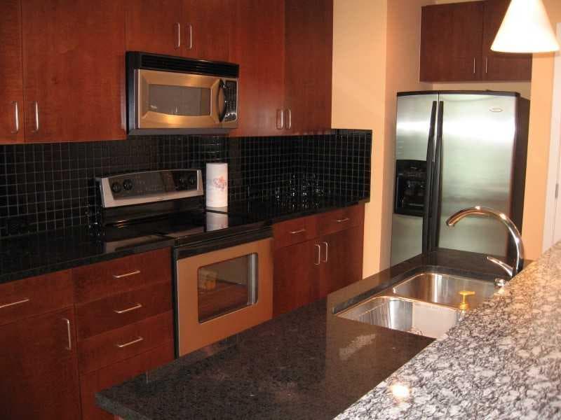 1 bedroom, 762 sq ft condominium sold at 250 Pharr Road 707, Atlanta, GA 30305