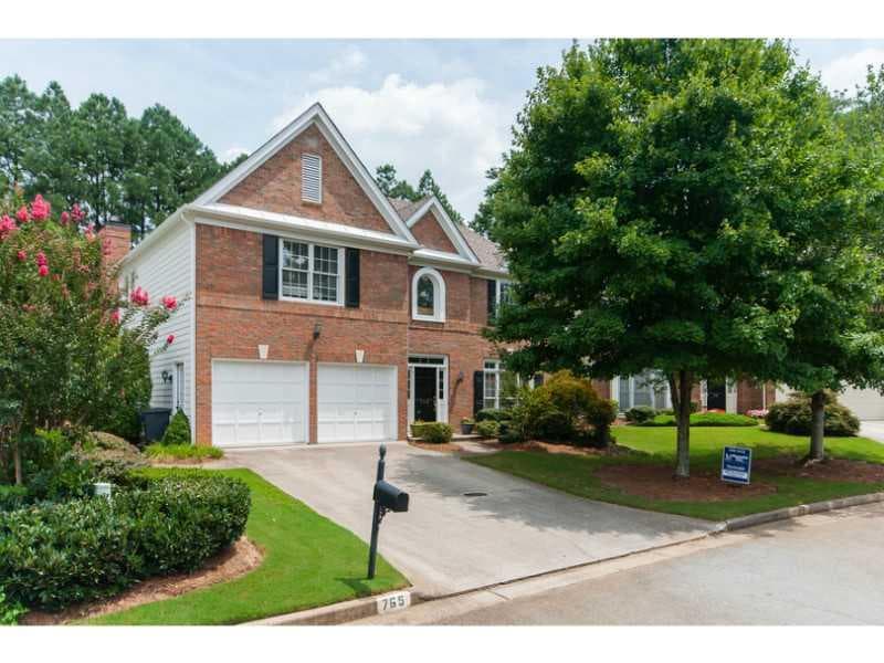 4 bedroom single family residence sold at 765 GLENRIDGE CLOSE Drive, Atlanta, GA 30328
