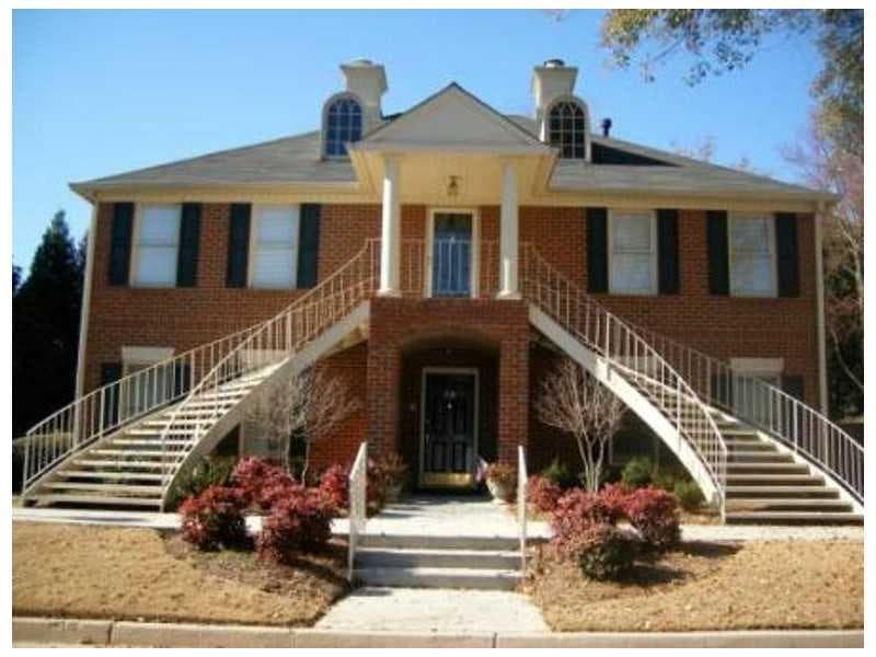 2 bedroom, 1,635 sq ft condominium sold at 6 Plantation Drive B, Atlanta, GA 30324