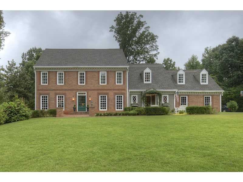 5 bedroom, 5,700 sq ft single family residence sold at 1880 Vermack Court, Atlanta, GA 30338