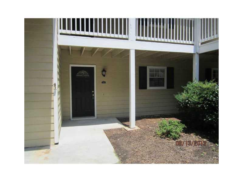 2 bedroom, 1,272 sq ft condominium sold at 3960 Riverlook Parkway 205, Marietta, GA 30067