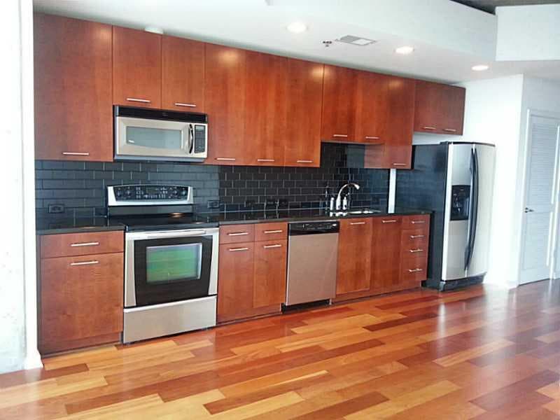 1 bedroom, 620 sq ft condominium sold at 3324 NE Peachtree Road 2016, Atlanta, GA 30326