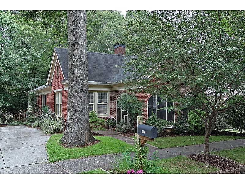 3 bedroom single family residence sold at 112 Poplar Street, Decatur, GA 30030