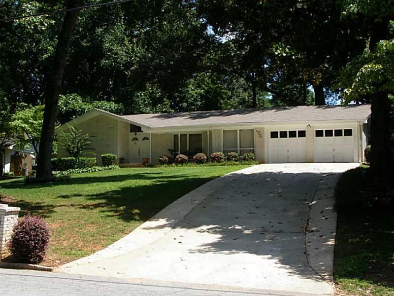 4 bedroom, 2,545 sq ft single family residence sold at 2349 Crestcliff Drive, Tucker, GA 30084
