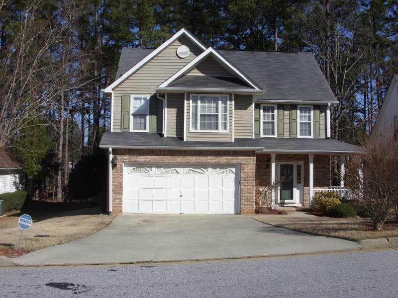 3 bedroom, 1,720 sq ft single family residence sold at 12033 Harbour Town Parkway, Fayetteville, GA 30215