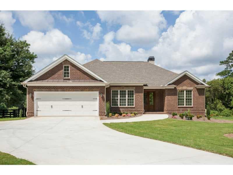 3 bedroom, 1,800 sq ft single family residence sold at 13925 Freemanville Road, Milton, GA 30004