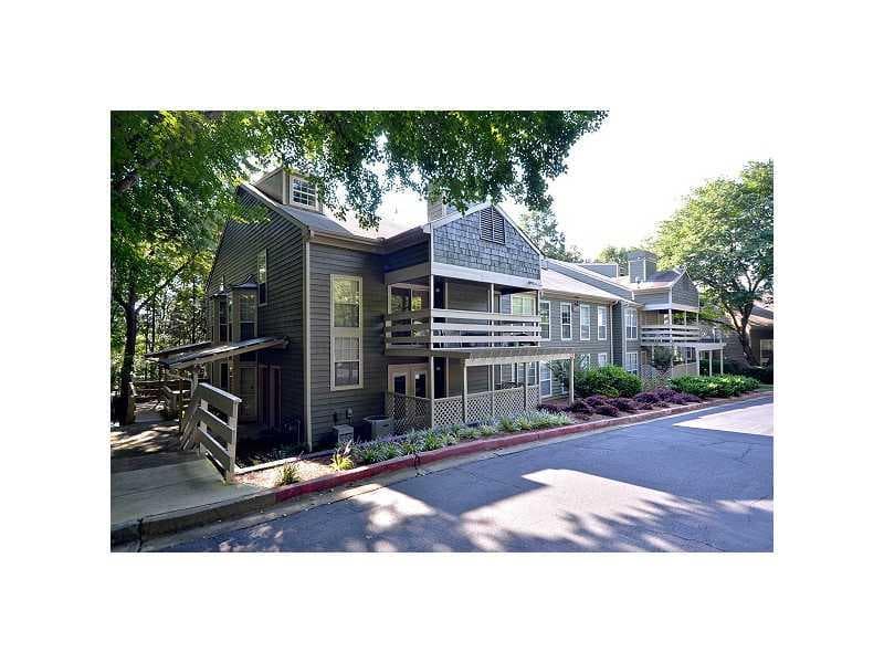 2 bedroom, 1,039 sq ft condominium sold at 103 Riverview Drive 103, Marietta, GA 30067