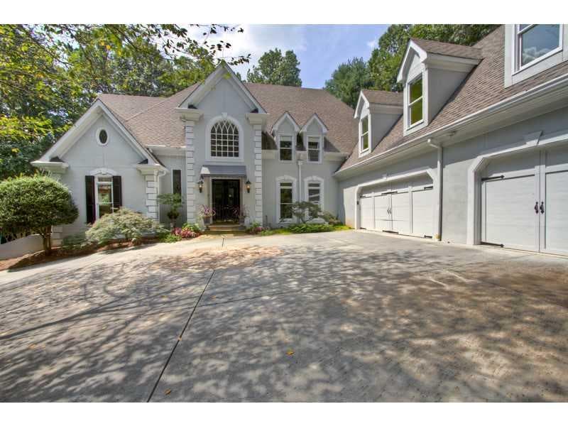 5 bedroom single family residence sold at 10 Pointe Ridge Drive, Sandy Springs, GA 30328
