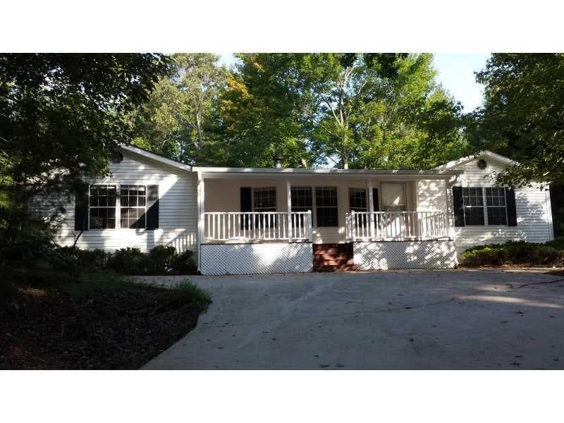5527 Oakfern Trail, Flowery Branch, GA 30542 — most recent listing photo