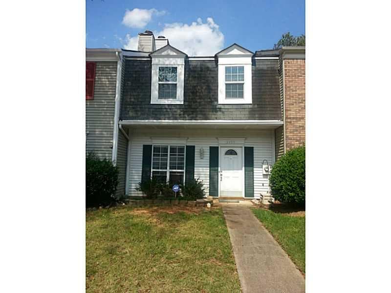 2 bedroom, 1,160 sq ft townhouse sold at 3935 Hancock Circle 3935, Atlanta, GA 30340