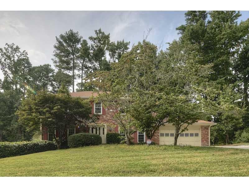 4 bedroom single family residence sold at 2515 Riverglenn Circle, Dunwoody, GA 30338