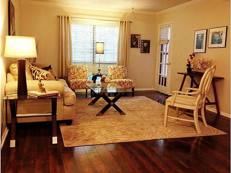 3 bedroom, 1,469 sq ft condominium sold at 6851 Roswell Road L2, Atlanta, GA 30328
