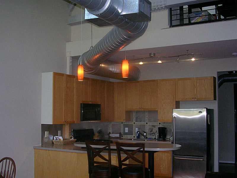 1 bedroom, 1,060 sq ft condominium sold at 400 Village Parkway 120, Atlanta, GA 30306