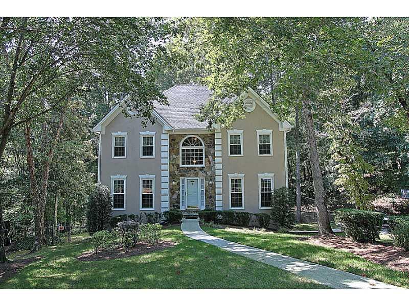 3 bedroom, 2,028 sq ft single family residence sold at 2840 Stratfield Drive, Cumming, GA 30041