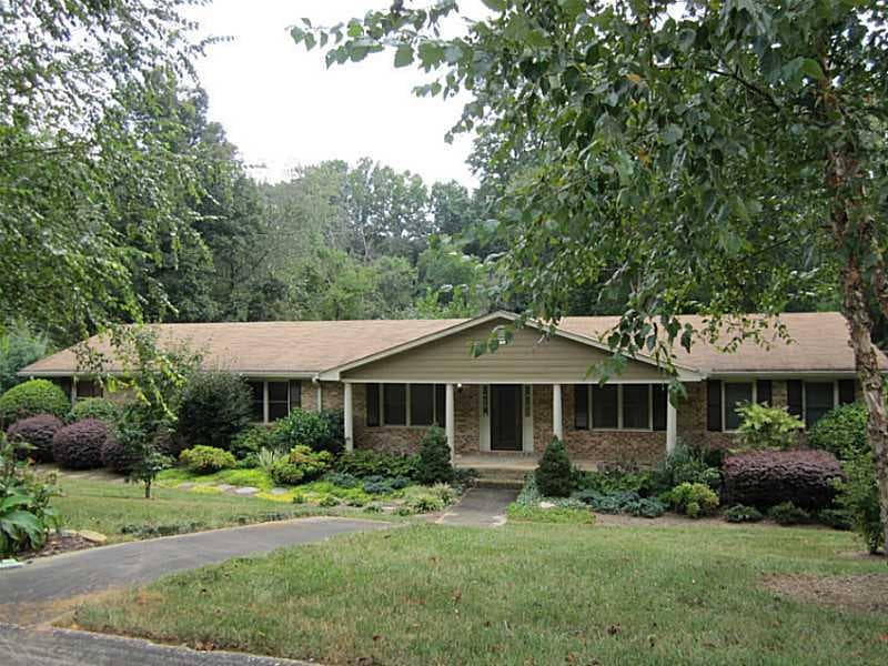 42 Vanessa Drive, Smyrna, GA 30082 — most recent listing photo