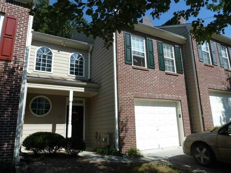 2 bedroom townhouse sold at 351 Parkview Manor Drive 351, Tucker, GA 30084